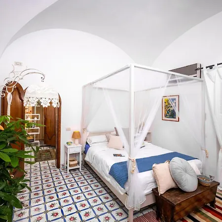 Luxury With Stunning Sea View In Positano