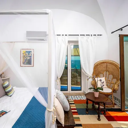 Luxury With Stunning Sea View In Bed and breakfast Positano