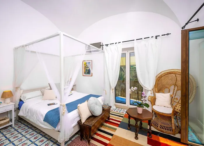 Bed & Breakfast Luxury Suite With Stunning Sea View In Positano