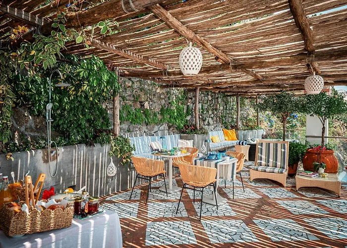 Bed & Breakfast Luxury Sea view Suite Alessandro in Positano